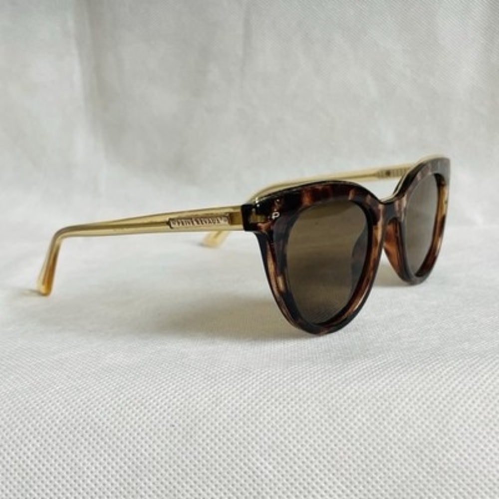 Prive Revaux The Kiki Tortoise Shell Brown Polarized Sunglasses Case Cloth - Picture 13 of 17